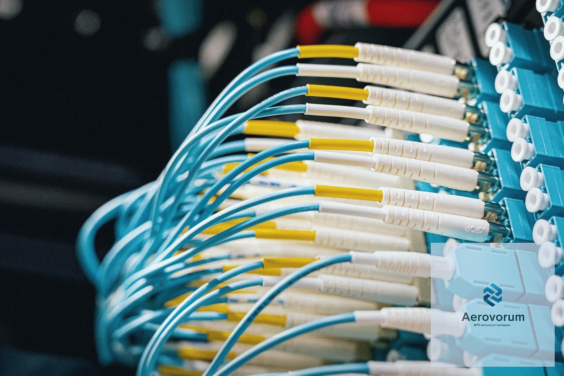 Sektör Odaklı Veritabanı Çözümleri: KOBİ'lere Özel Yaklaşımlar - section 1